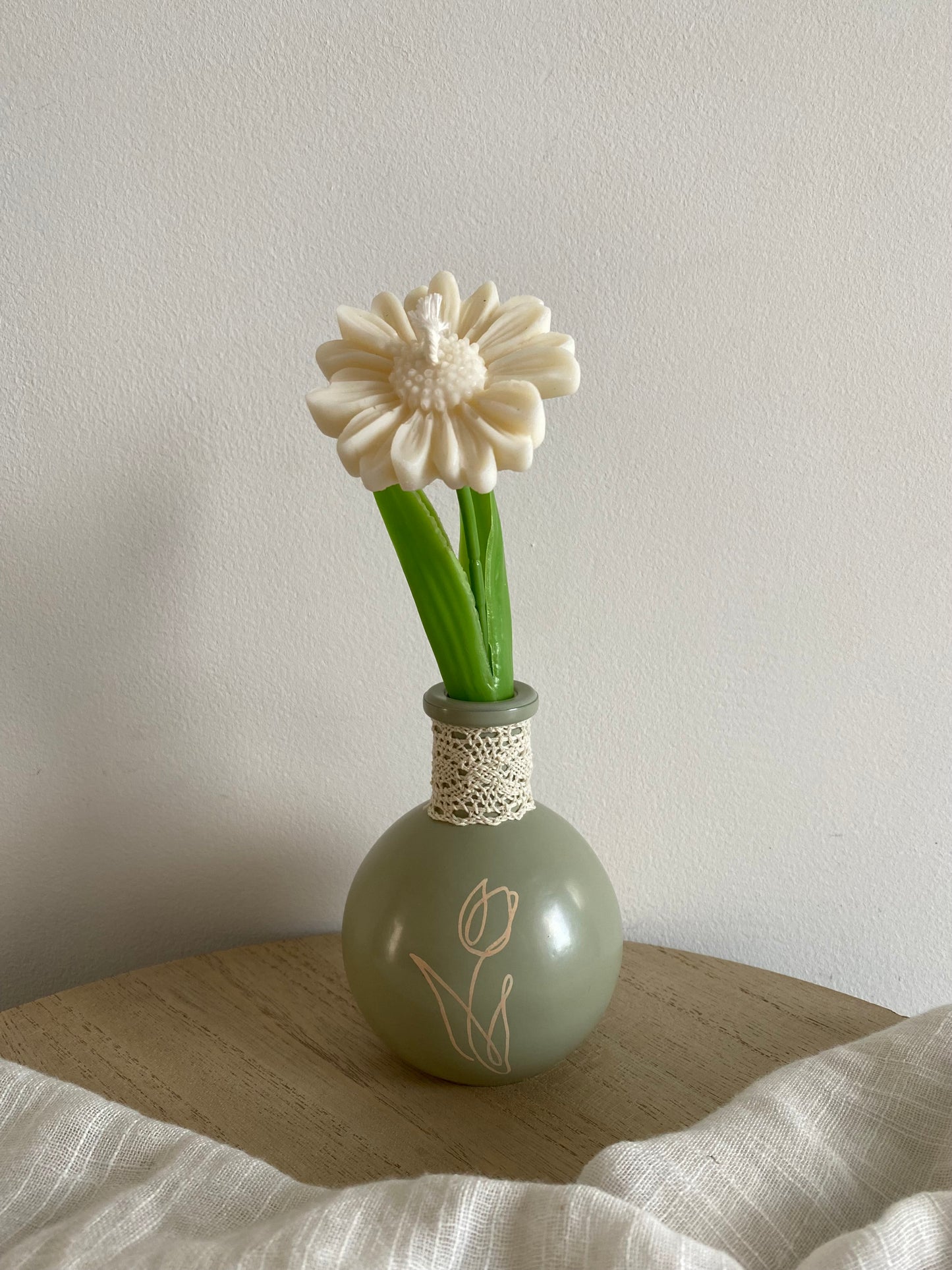 Vase Camille avec sa fleur-bougie parfumée